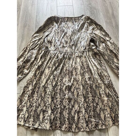Ava & Viv shimmery snake skin print knee length dress size 1X - Picture 10 of 16